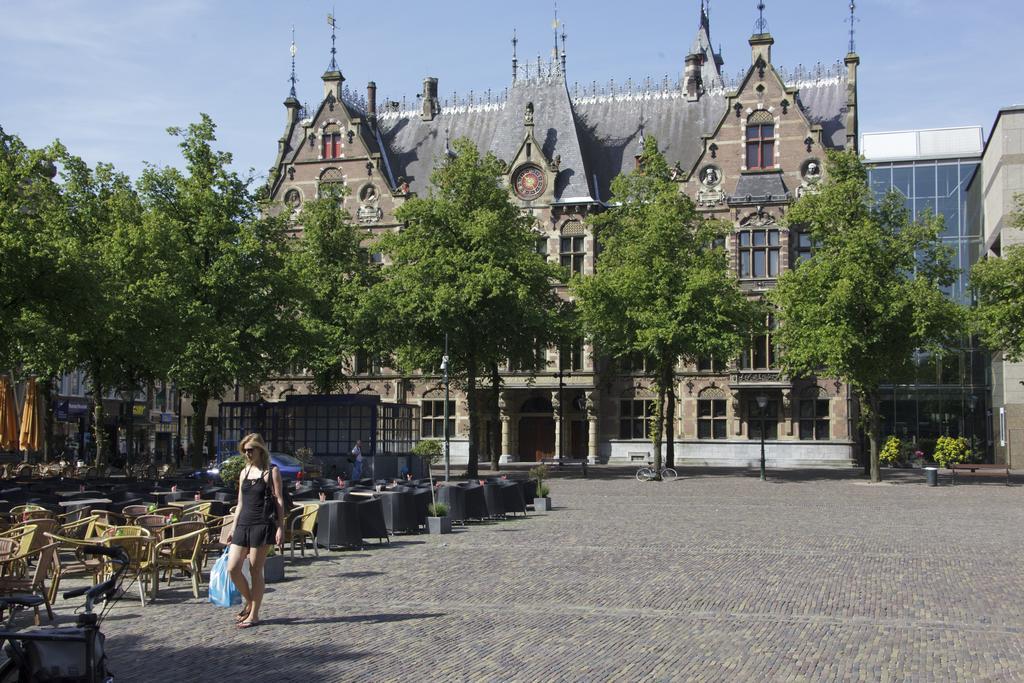 Canalhouses * The Hague